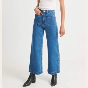 Rollas Sailor Jeans . High waisted flare patch pockets
